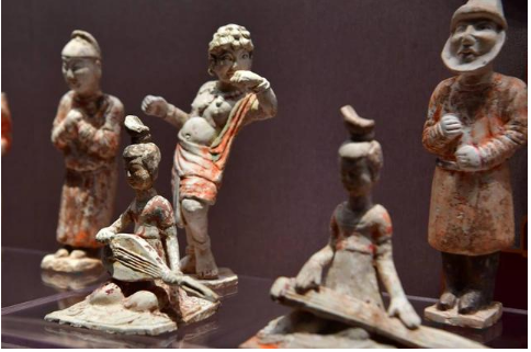 中国传统雕塑造型艺术的主要发表论文特点