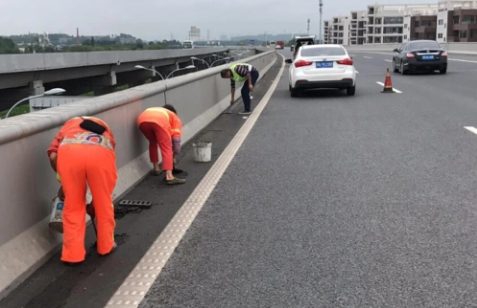 农村公路信息化养护管理问题解决论文发表对策